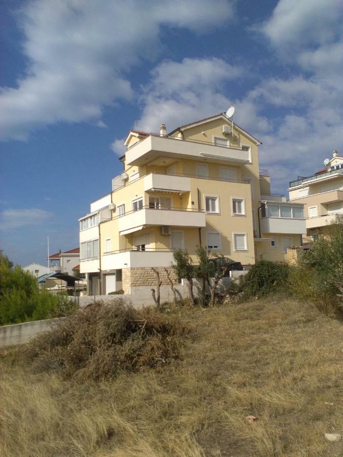 Apartament M & E Vodice Exterior photo